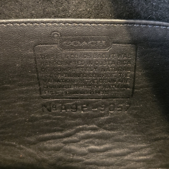Vintage Coach Black Leather Bag No. A9P- 9057 - Picture 7 of 10